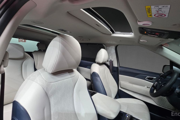 2025 Kia Carnival с пробегом 10 039 км