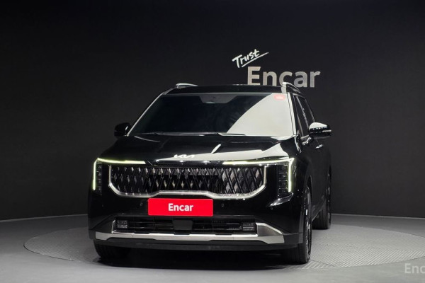 2025 Kia Carnival с пробегом 15 649 км