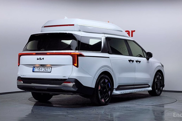 2025 Kia Carnival с пробегом 8 085 км