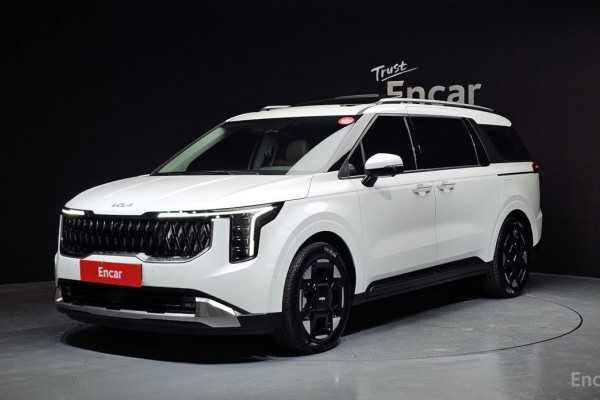 2025 Kia Carnival с пробегом 12 770 км