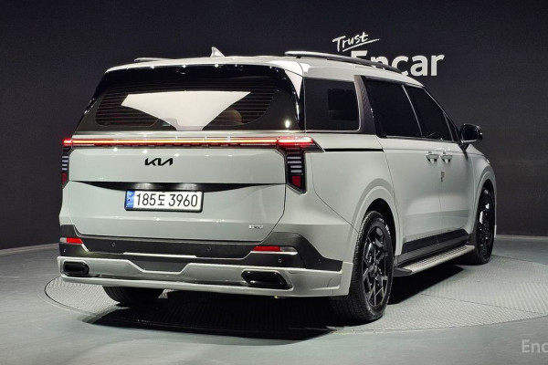 2024 Kia Carnival с пробегом 22 682 км