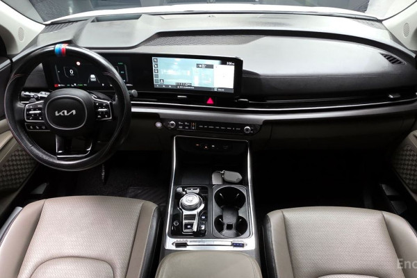 2024 Kia Carnival с пробегом 25 853 км