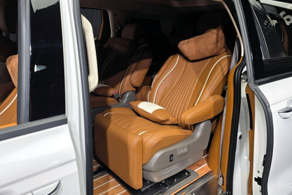 2024 Kia Carnival с пробегом 36 209 км