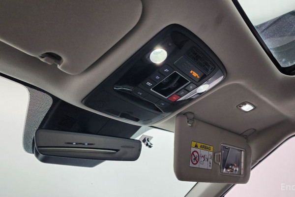 2024 Kia Carnival с пробегом 49 205 км