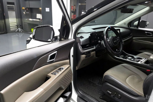 2024 Kia Carnival с пробегом 25 853 км