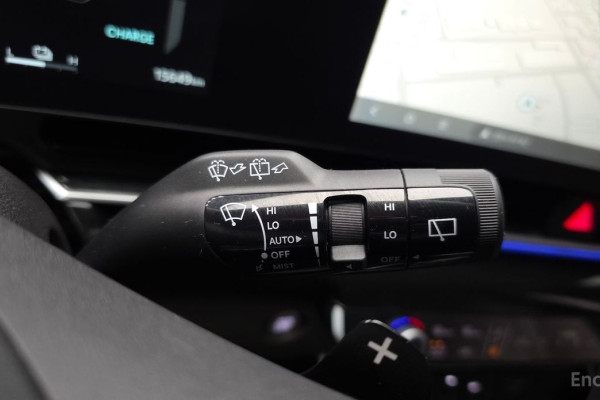 2025 Kia Carnival с пробегом 15 649 км