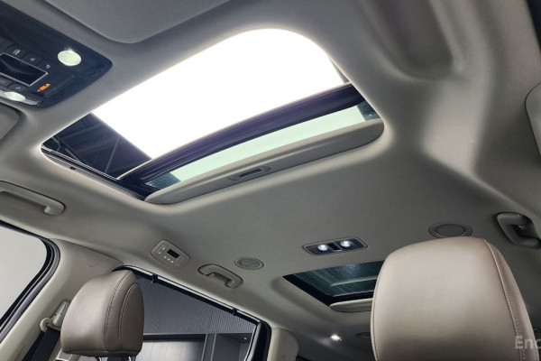 2024 Kia Carnival с пробегом 49 205 км