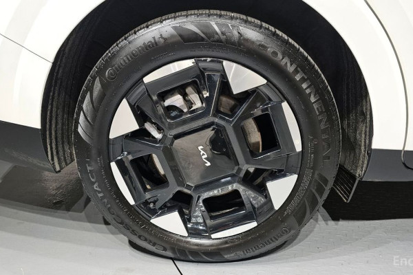 2025 Kia Carnival с пробегом 12 770 км