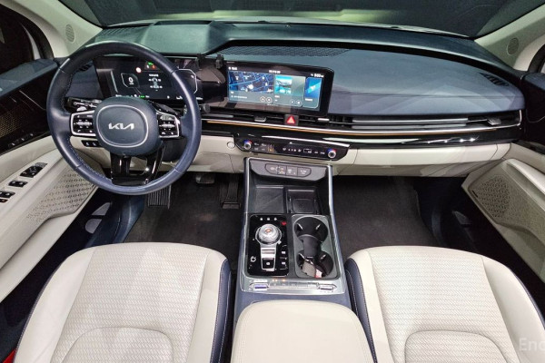 2024 Kia Carnival с пробегом 22 682 км