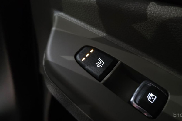 2025 Kia Carnival с пробегом 15 649 км