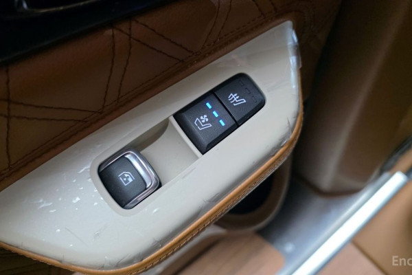 2024 Kia Carnival с пробегом 36 209 км