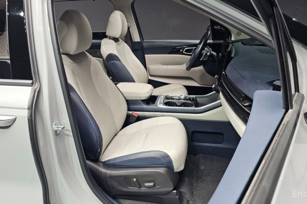 2024 Kia Carnival с пробегом 22 682 км