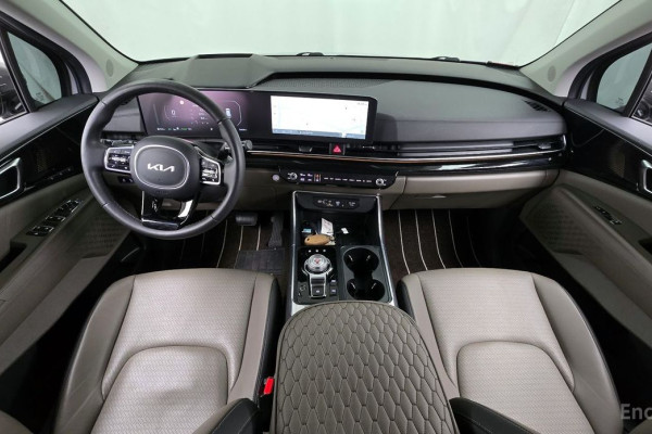 2024 Kia Carnival с пробегом 24 505 км