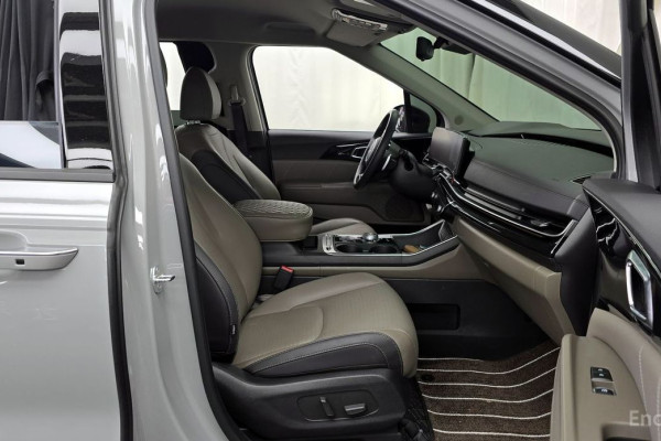 2024 Kia Carnival с пробегом 24 505 км