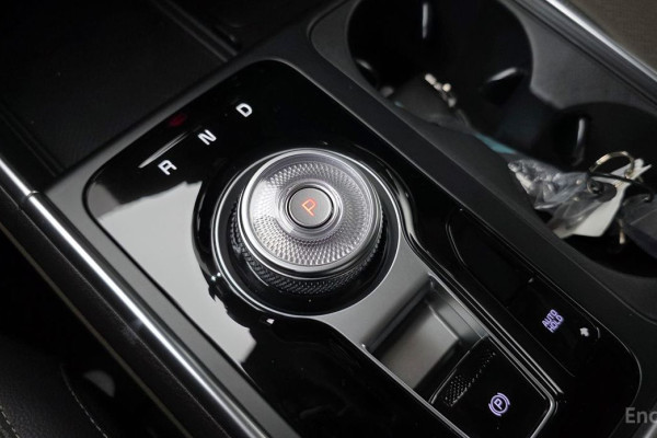 2025 Kia Carnival с пробегом 5 534 км