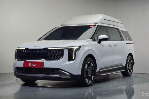 2024 Kia Carnival с пробегом 32 696 км