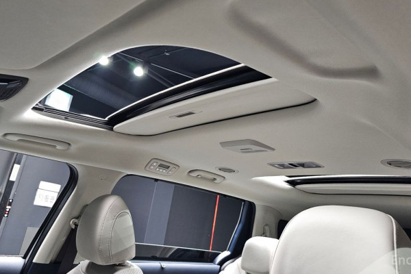 2024 Kia Carnival с пробегом 22 682 км