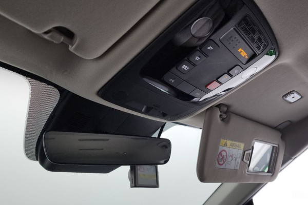 2024 Kia Carnival с пробегом 8 836 км