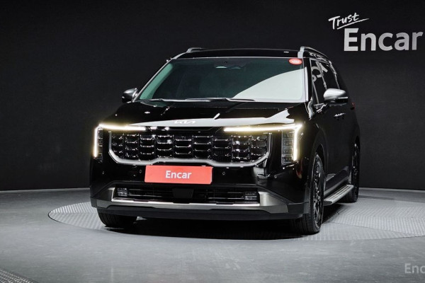 2025 Kia Carnival с пробегом 8 431 км