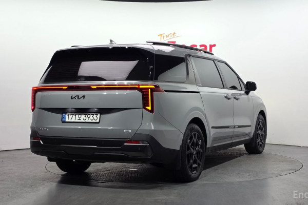 2024 Kia Carnival с пробегом 26 996 км