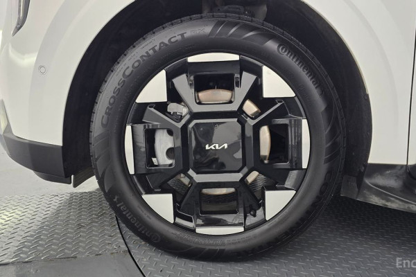 2024 Kia Carnival с пробегом 32 696 км