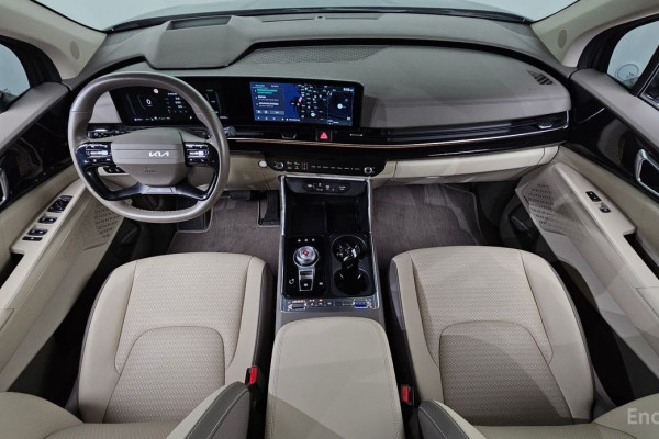 2025 Kia Carnival с пробегом 30 532 км