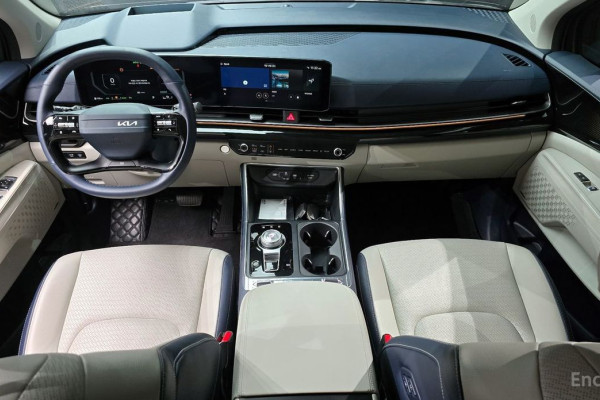 2025 Kia Carnival с пробегом 8 431 км