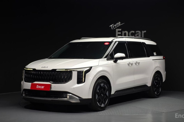2024 Kia Carnival с пробегом 78 030 км