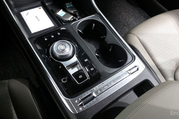 2024 Kia Carnival с пробегом 26 996 км