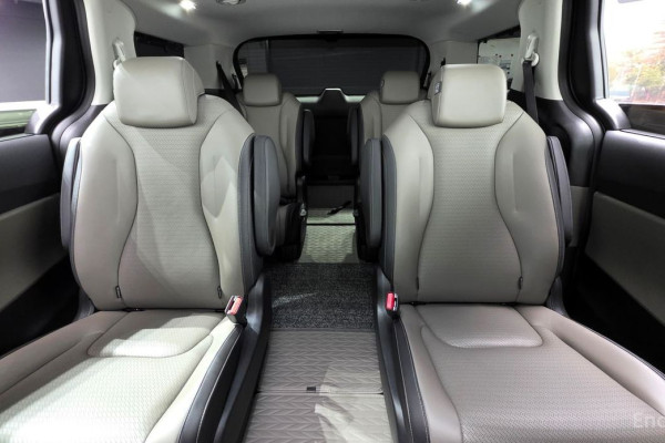 2024 Kia Carnival с пробегом 26 996 км