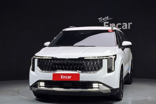2025 Kia Carnival с пробегом 43 175 км
