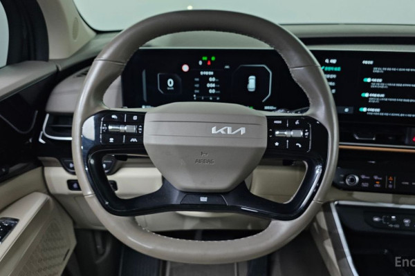 2025 Kia Carnival с пробегом 30 532 км