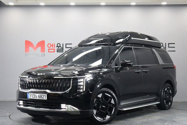 2024 Kia Carnival с пробегом 33 608 км