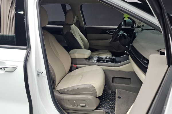 2024 Kia Carnival с пробегом 36 348 км