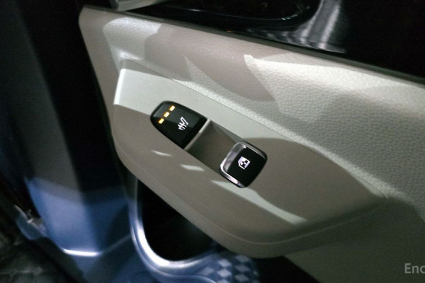 2025 Kia Carnival с пробегом 8 431 км