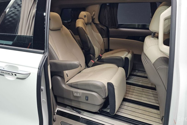 2024 Kia Carnival с пробегом 36 348 км