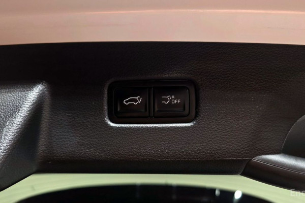 2024 Kia Carnival с пробегом 63 810 км