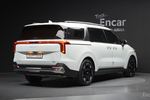 2024 Kia Carnival с пробегом 37 602 км