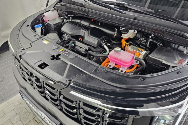 2025 Kia Carnival с пробегом 10 452 км