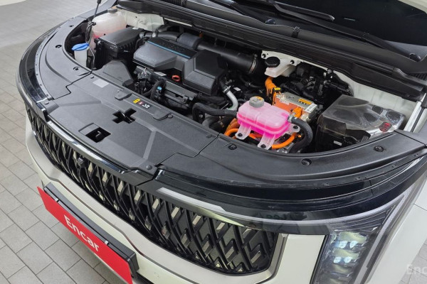 2024 Kia Carnival с пробегом 37 602 км