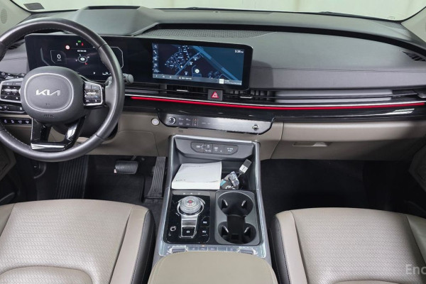 2024 Kia Carnival с пробегом 37 602 км