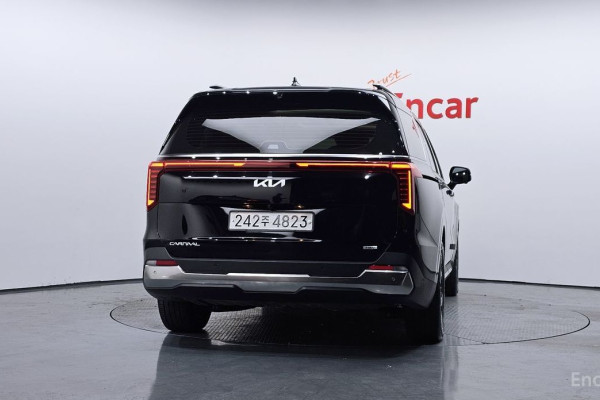 2024 Kia Carnival с пробегом 29 863 км