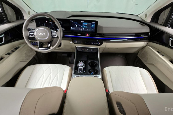 2024 Kia Carnival с пробегом 24 903 км