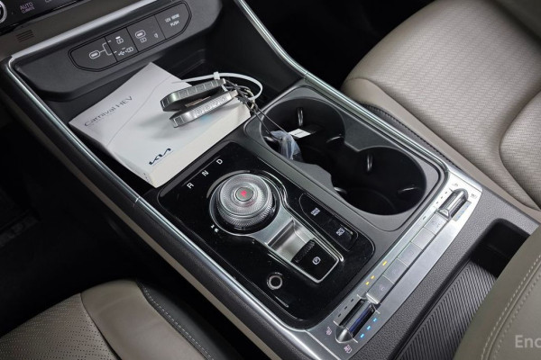 2024 Kia Carnival с пробегом 37 602 км