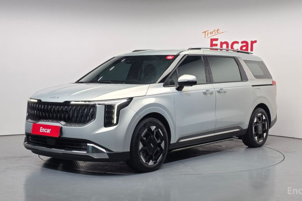 2024 Kia Carnival с пробегом 23 841 км