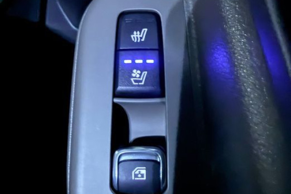 2025 Kia Carnival с пробегом 5 897 км