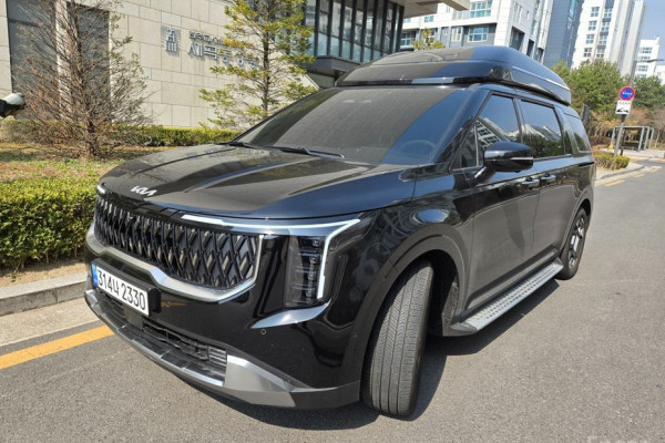 2026 Kia Carnival с пробегом 1 059 км