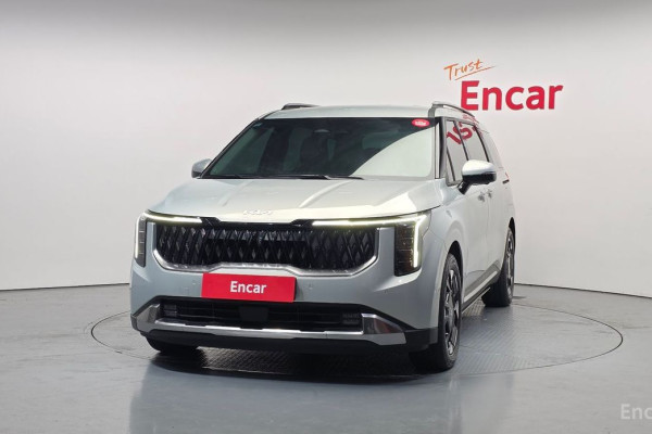 2024 Kia Carnival с пробегом 23 841 км