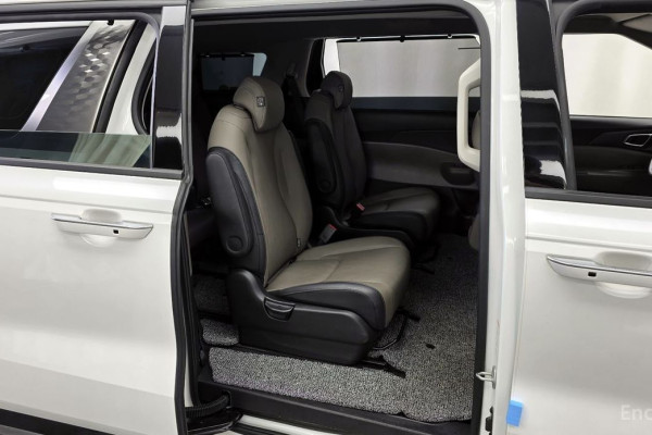 2024 Kia Carnival с пробегом 69 137 км