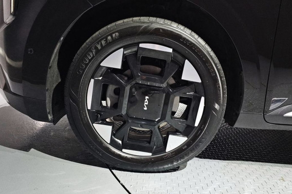 2024 Kia Carnival с пробегом 31 539 км